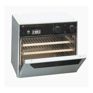 STÉRILISATEUR A AIR CHAUD "TAU 18"