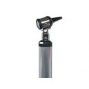 Modèle noir avec ampoule halogène del 2,5 V, poignée rechargeable et système de montage à baïonnette.